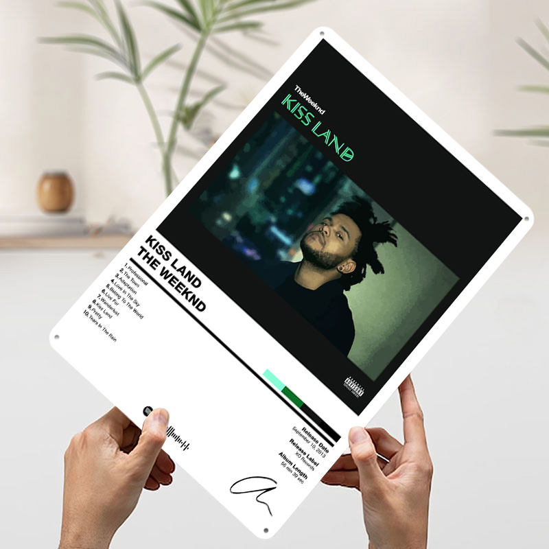 The Weeknd-Kiss Land Flandres  - Retro Gaming Island avaliação e preço